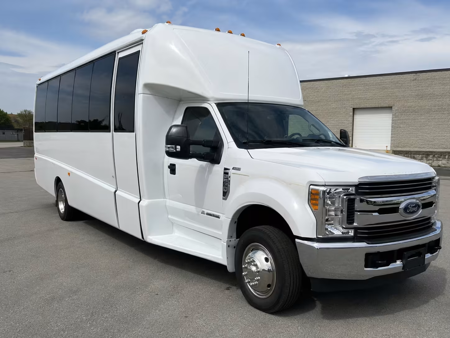 employee shuttle services in aurora